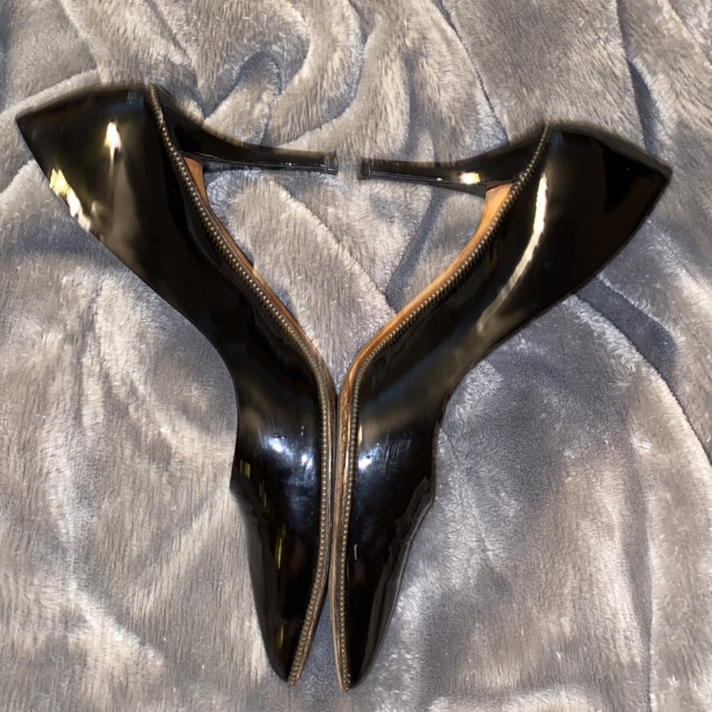 Givenchy - Picture 9 of 13